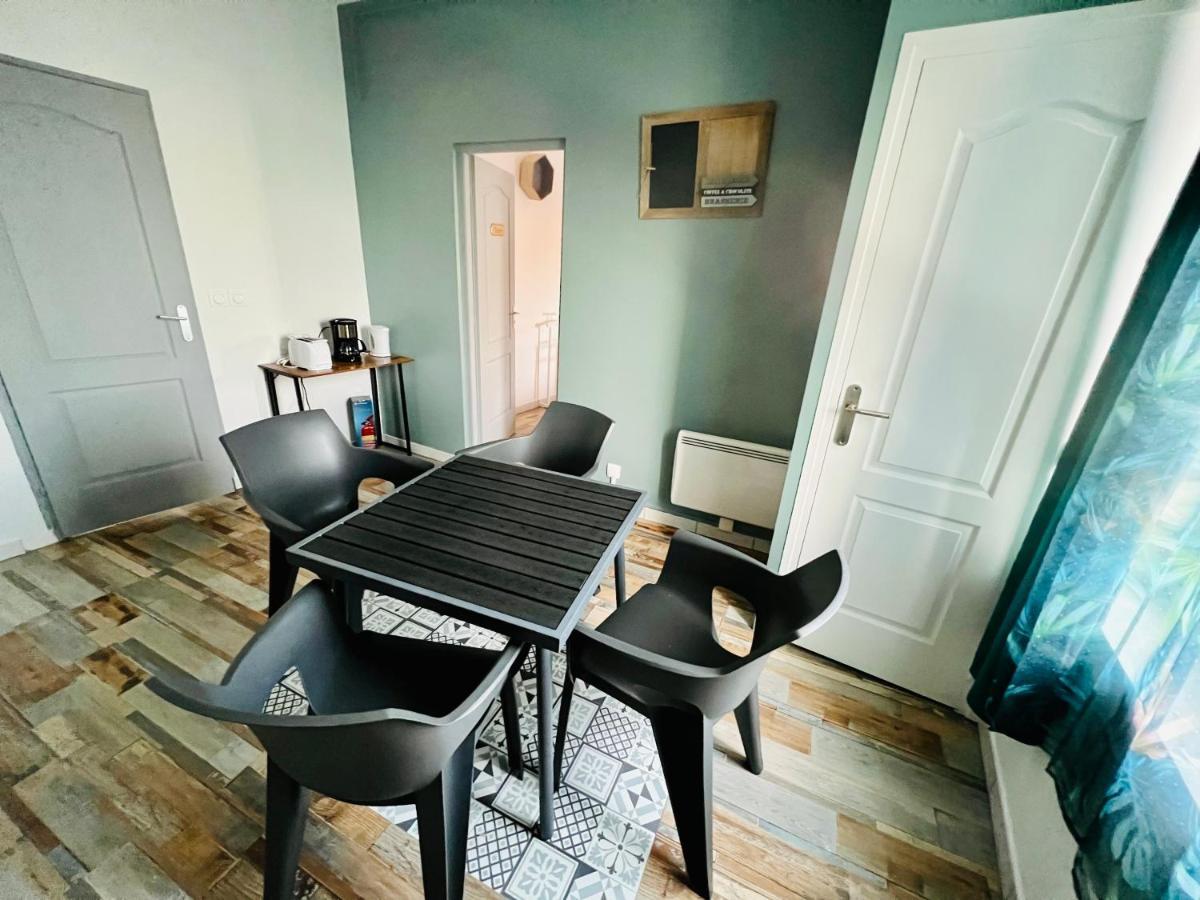 La Plume Wifi Parking Un-Sejour-A-Part Apartman Clouange Kültér fotó
