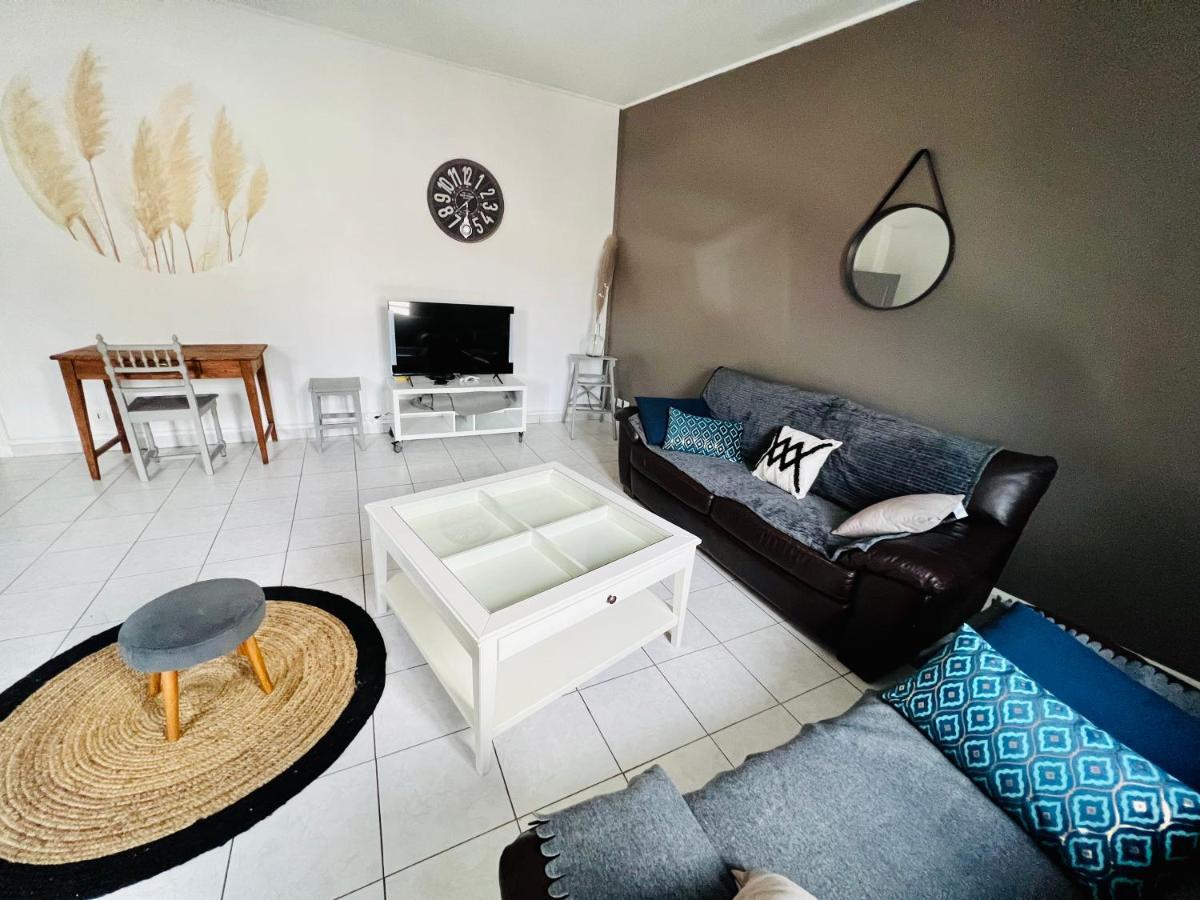 La Plume Wifi Parking Un-Sejour-A-Part Apartman Clouange Kültér fotó