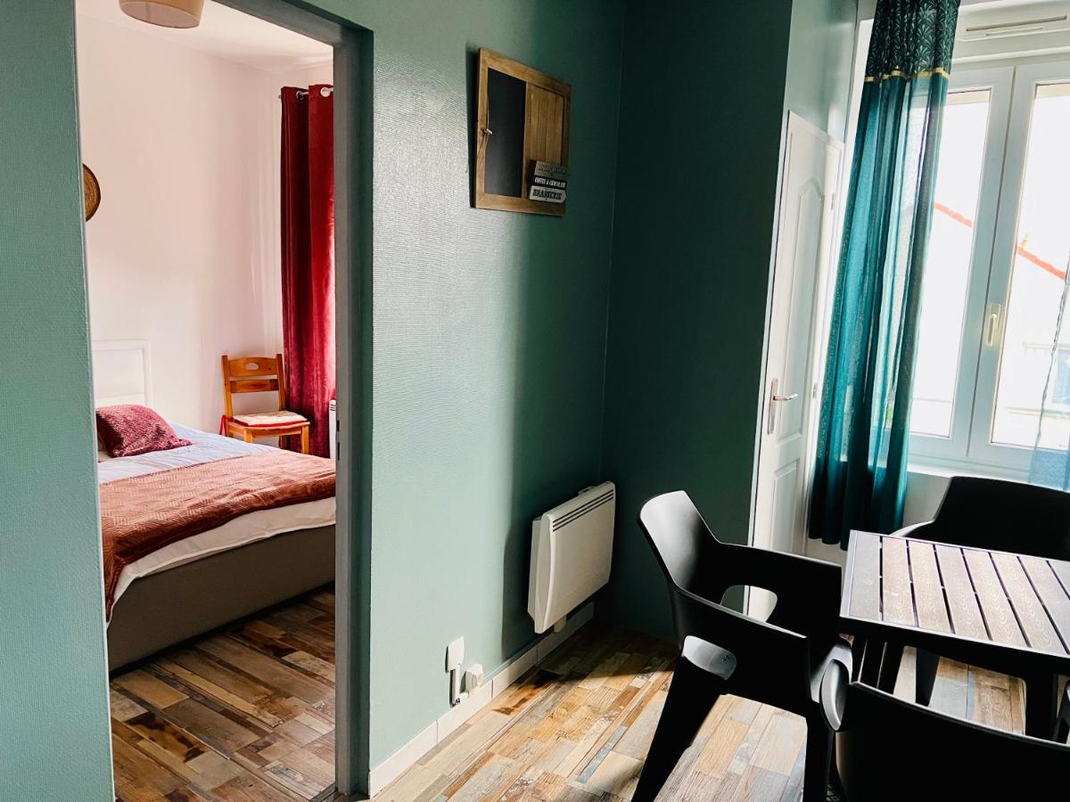 La Plume Wifi Parking Un-Sejour-A-Part Apartman Clouange Kültér fotó