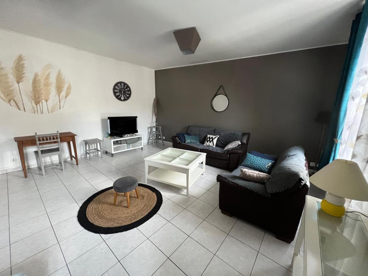 La Plume Wifi Parking Un-Sejour-A-Part Apartman Clouange Kültér fotó