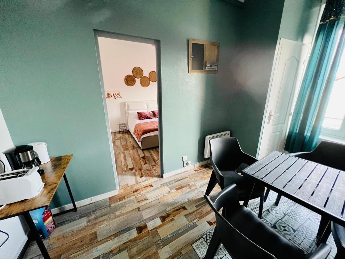 La Plume Wifi Parking Un-Sejour-A-Part Apartman Clouange Kültér fotó